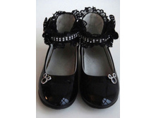 �27. 500���.