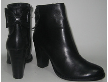 9702 �� ������  2570 ���