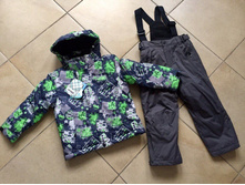 ������ ������ ���������� �������� Snowest ���� Green Cars. ������� 98, 104, 110, 116, 122. ���� ��� 4280 �.