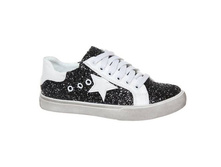 323� ������ 906�