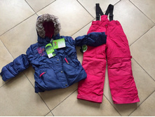 ������ ������ ���������� �������� Peluche et Tartine (������) ���� Magnificent Blue. ������� 3 (98+6), 4 (104+6), 5 (110+6), 6 (116+6), 7 (122+6), 8 (128+6). ���� 4650 �.