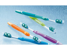 P& G p&g Oral-B ������ ����� ORAL-B ADVANTAGE ARKTIC 40 MEDIUM 121,51.jpg