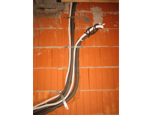 �����������-��