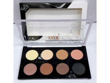 ������� ����� Kylie Jenner 8 ������