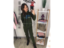 ���\�������: #10303595 ���������� ������ 715,00 ���. ������. �������: 42-44, 44-46, 46-48, 48-50 ������: 65%cotton 35%polyester ������ �������������: ������ ���� ������: 171��.