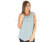 ���\�������: #10231123 ������ 227,00 ���. �������: 48-50, 50-52, 52-54, 54-56 ������: 65%cotton 35%polyester ������ �������������: �������� ��������� �� 2 ������ ���� ������: 171��.