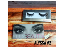 ��������� ������� Huda Beauty