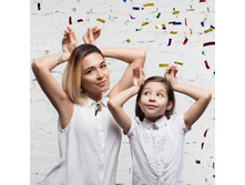 �������