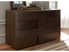 Komody iz naturalnogo dereva.jpg