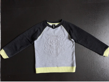 Acoola, �.122-128, 250 �.