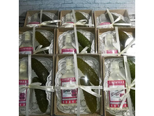 �����+������