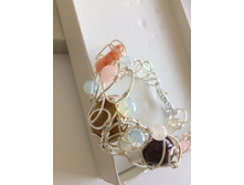 �������