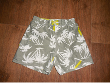 ����� ��������� Carters 18M, 300 ���.