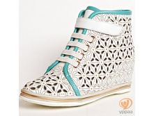 BC75-D884F.