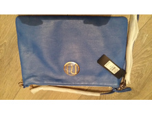 900 �. �������� �4 ���. ����.