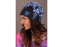 �����  �����