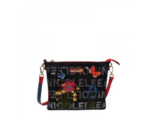 P11503-flower-embroidery.jpg
