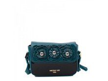 P11512-blue.jpg