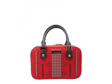 P11577-red.jpg