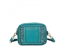 P11808-blue.jpg