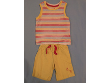 ������ Mothercare 200 ���.