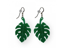 ������ Tropical leaf