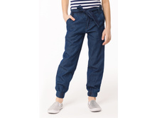 5b26acc7-b28e-11e7-be6c-00259002479e face.jpeg