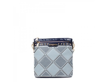 P11573-blue.jpg