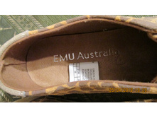 EMU Australia. UK 3 (EUR 36). 1 500 ���.