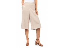 C52f5cf5-dd01-11e6-b10a-00259002479e face.jpeg