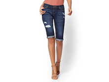1200 ��� SOHO JEANS - DESTROYED 13 INCH BOWERY CURVY BERMUDA SHORT - DEEP END BLUE