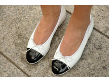 White-chanel-flats-5.jpg