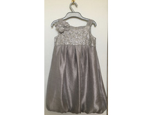 ������ ����������� Mothercare, 500 ���.