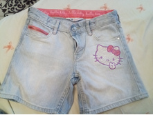 H&M, �.128��, 300 ���.