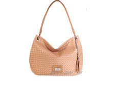 E845924df7603cc9374e7199aed8a7c4.jpg