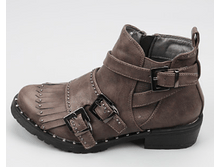 1590 ��� Perla