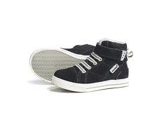 W4092  �������� ���� Musta  ������_49,95_�����_23,1