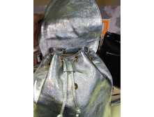 ���.����