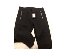 ����� jett**y