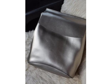 58370192 310 430.jpg