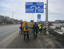 ����� ����