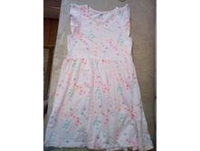 ������ H&M, �.134-140, 300 ���.