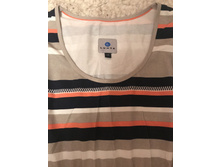 ������ �.42-44 ���� 900 ���.