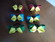 �������