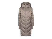 19W107-00M11 taupe man1.jpg