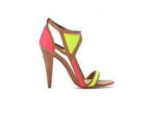 ��������� Bershka 37 500 ���.