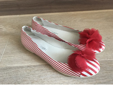 Miss Grant ���� �� ���� ������, 37�, 900�