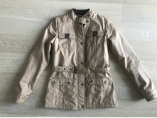 Lefties (�������) �� ������ ����������, ����������������� �����, 11-12 ���, 300�