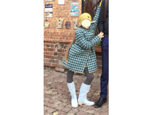 ����������� ������ Ki6? Who are you? ������, ������ �� ����, 10 ���, � ��������� � ������������, 1300