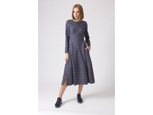 ������ Alba,�.42,44,49$